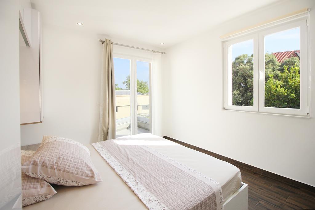 Villa Lile Baška Voda Exterior foto